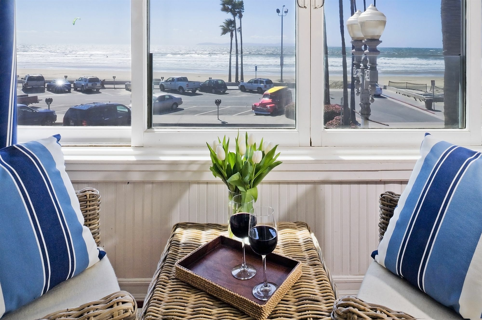 Newport Beach Hotel Bagian luar foto