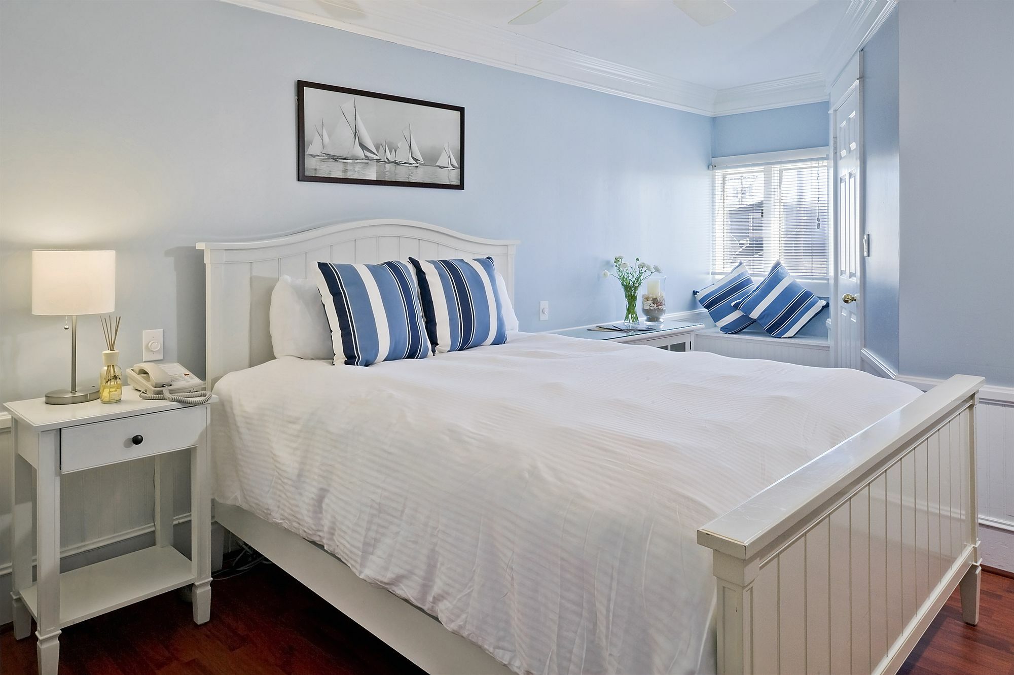 Newport Beach Hotel Bagian luar foto