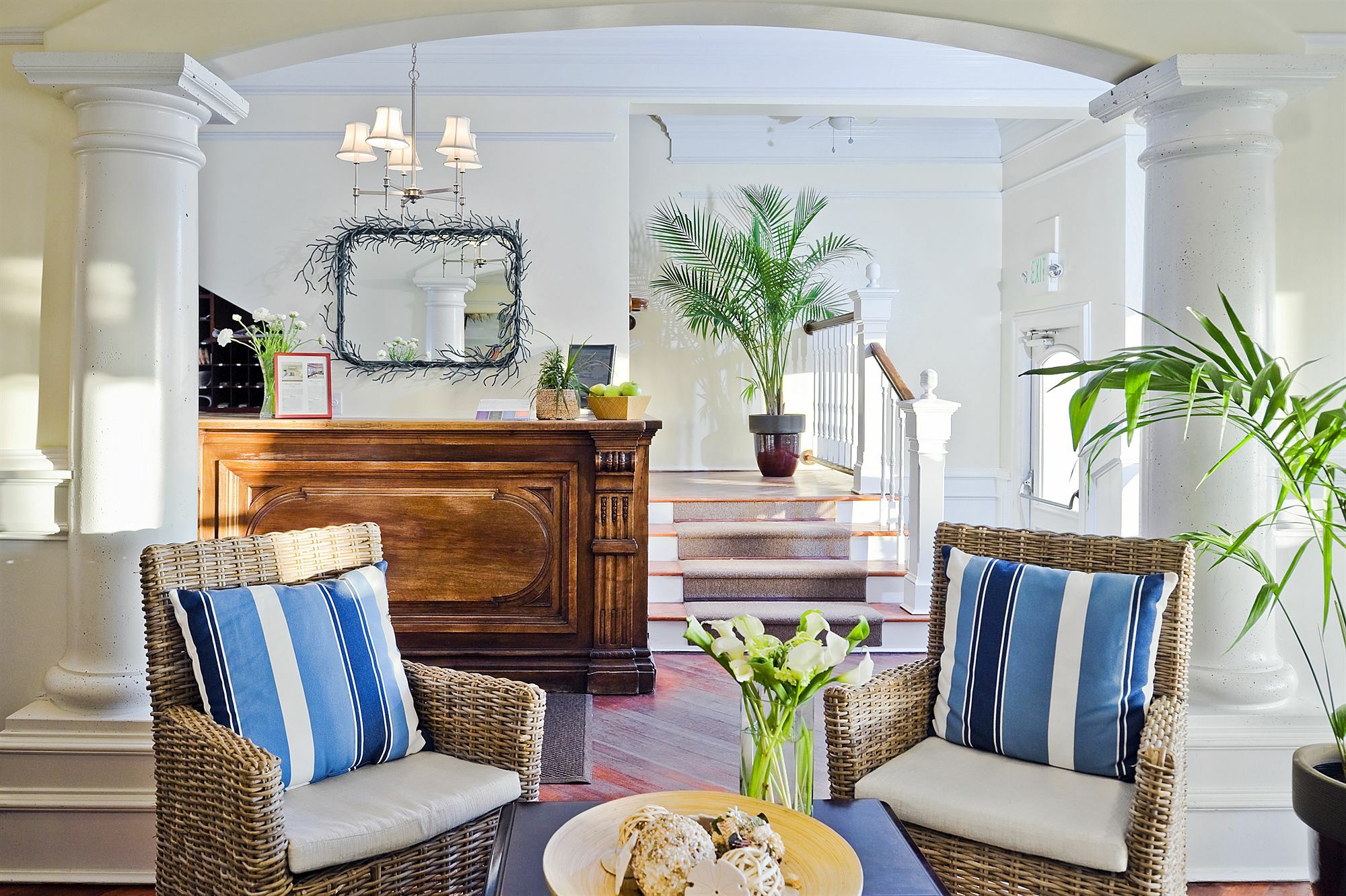 Newport Beach Hotel Bagian luar foto